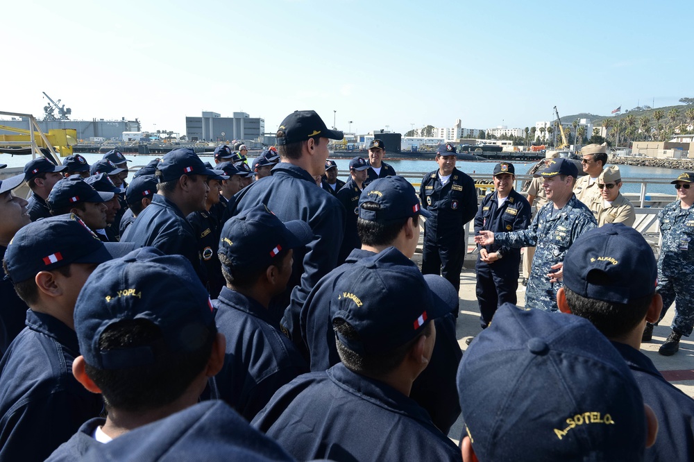 BAP Pisagua Arrives in San Diego