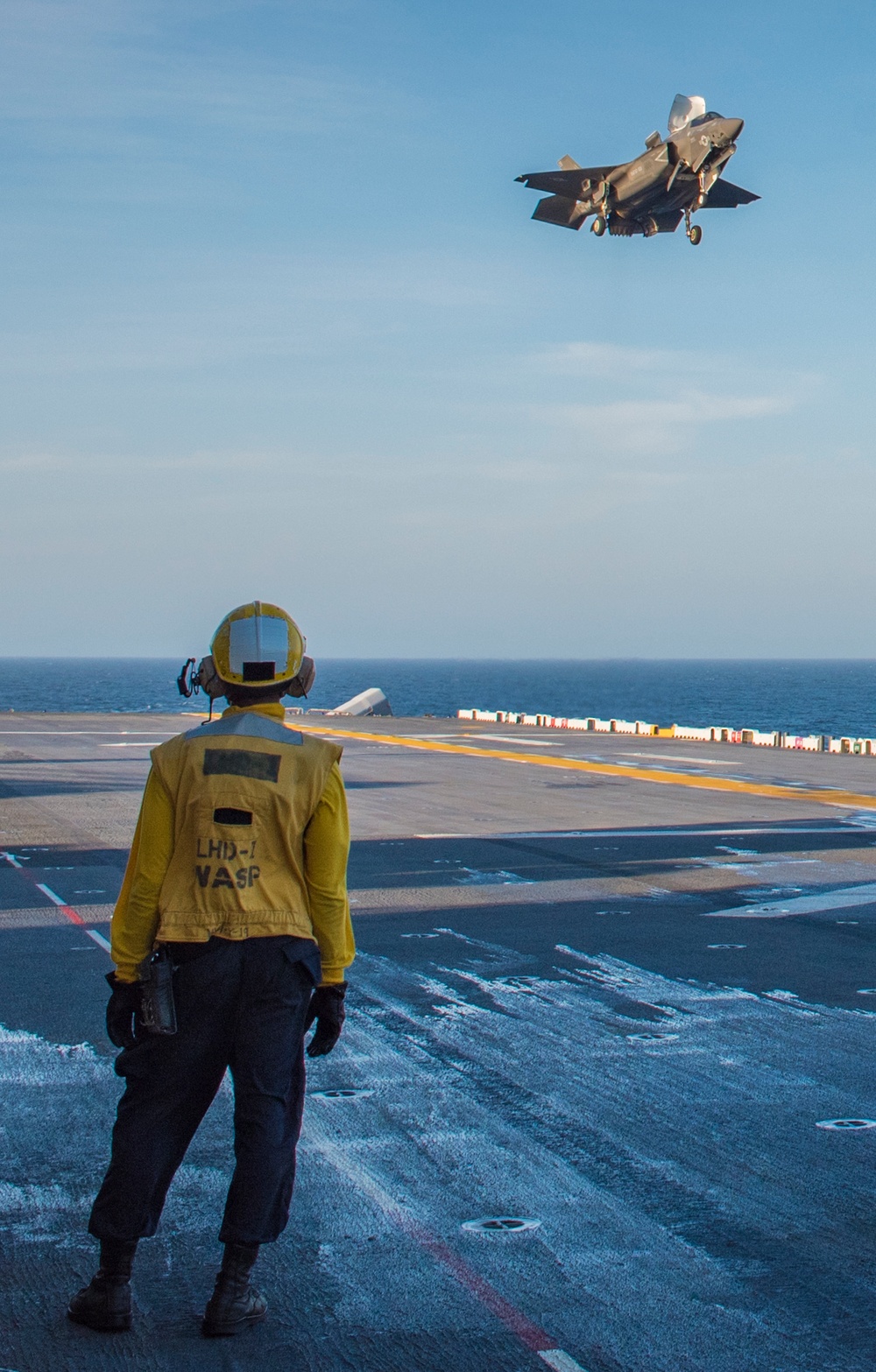 F-35B Lightning II lands aboard USS Wasp