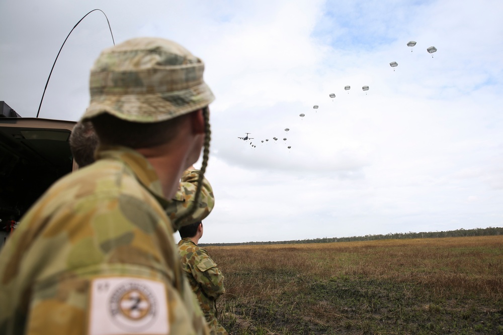 Combined coalition strategic parachute Talisman Saber 17