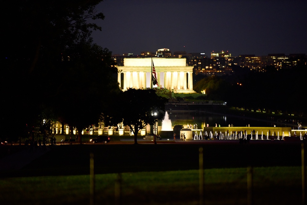 Arkansas Guardsmen Visit Washington D.C.