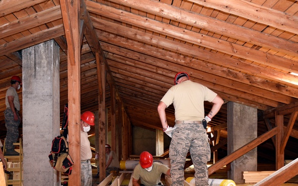 MTANG trains in Slovenia