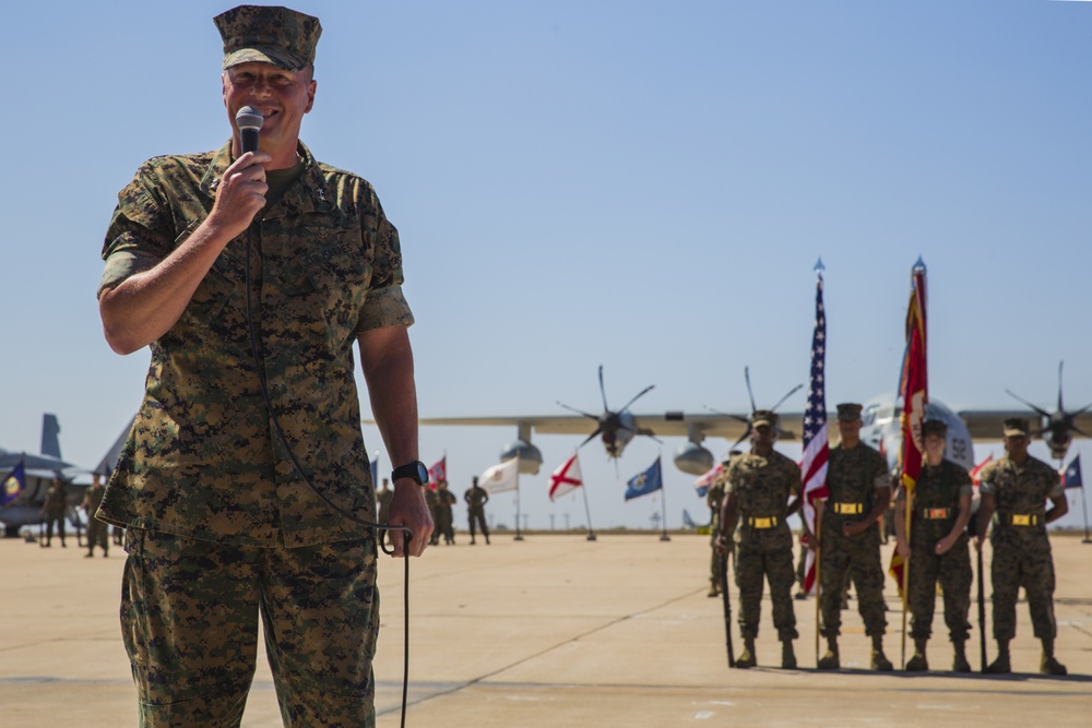 DVIDS - Images - MAG-11 receives new commanding officer [Image 1 of 5]