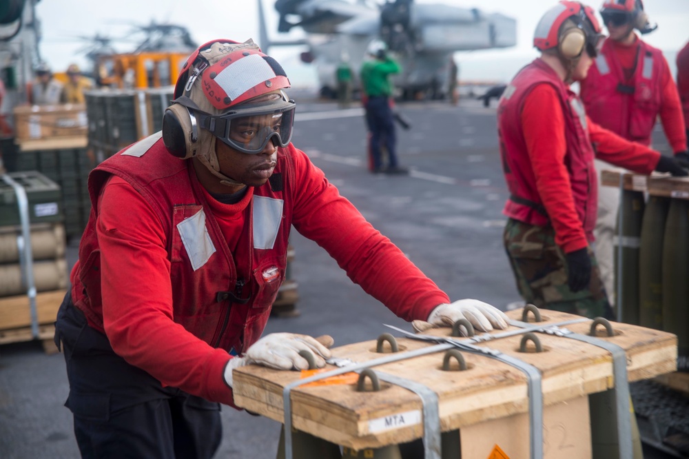 Bonhomme Richard and 31st MEU Ordnance Offload ISO TS17