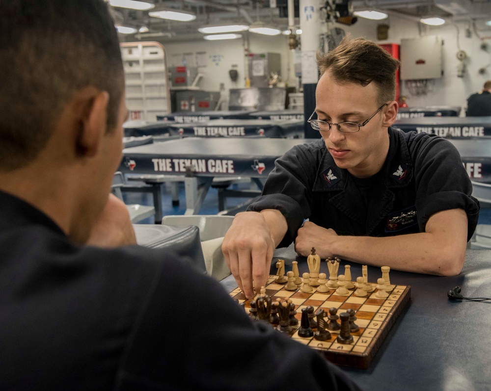 GHWB is the flagship of Carrier Strike Group (CSG) 2, which is comprised of the staff of CSG-2, GHWB, the nine squadrons and staff of Carrier Air Wing (CVW) 8, Destroyer Squadron (DESRON) 22 staff and guided-missile destroyers USS Laboon (DDG 58) and US..