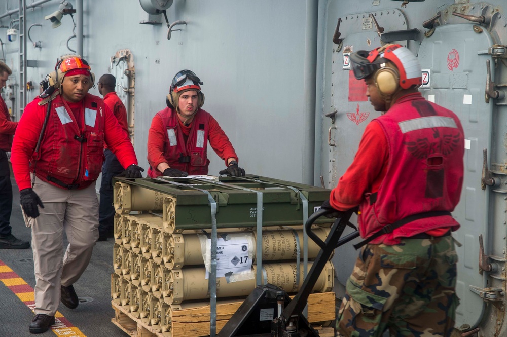 Bonhomme Richard and 31st MEU Ordnance Offload ISO TS17