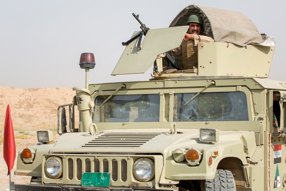 Spanish Lt. Gen. Martinez visits Besmaya Range Complex