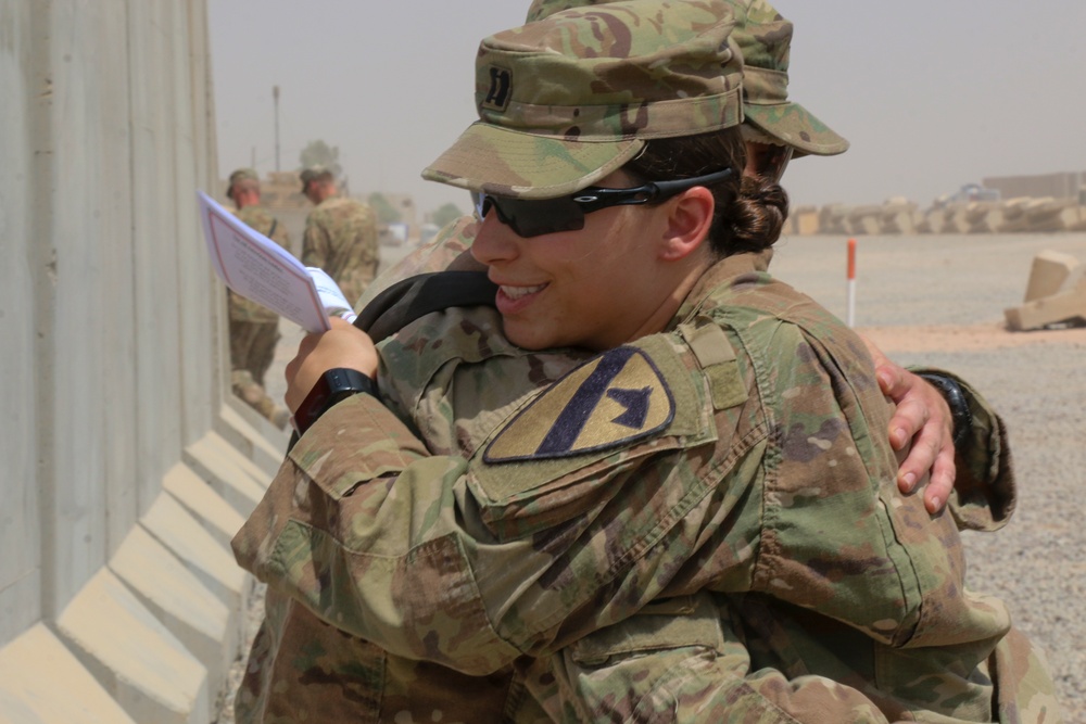 Soldierly siblings: Brother, sister reunite downrange