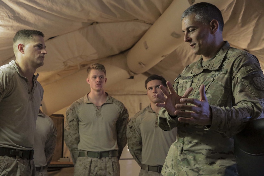 CJTF-OIR Commander visits SPMAGTF-CR-CC Marines