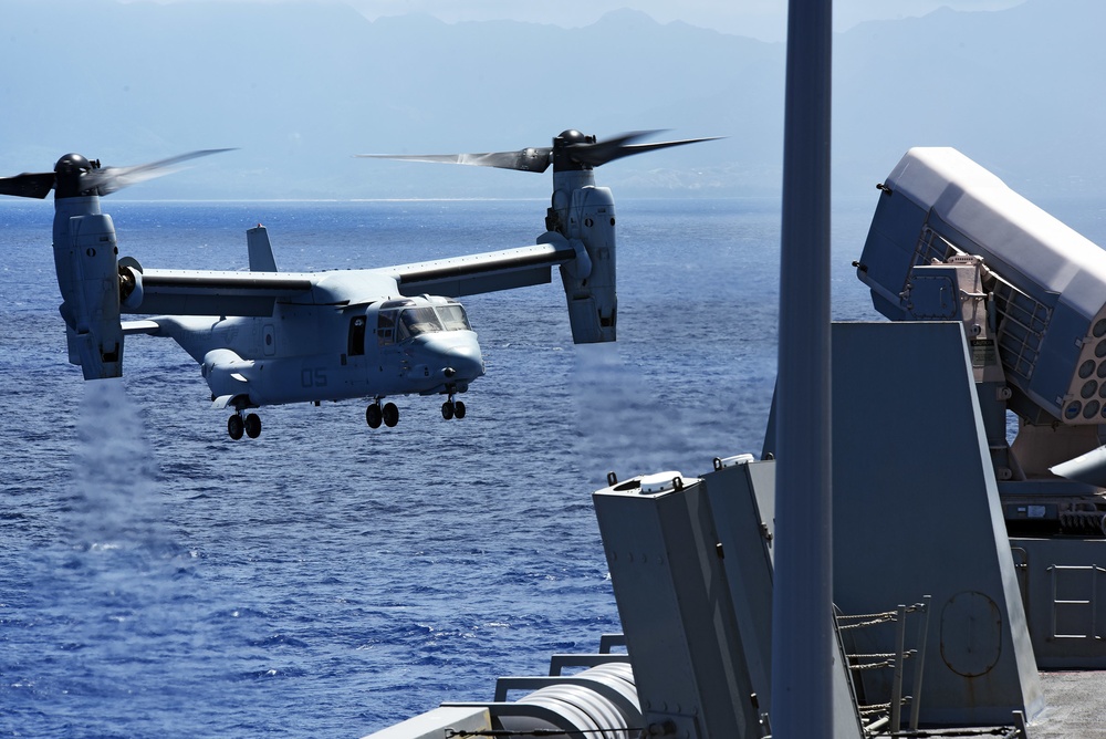 USS San Diego &amp; VMM-161 Flight Ops at SUSTEX