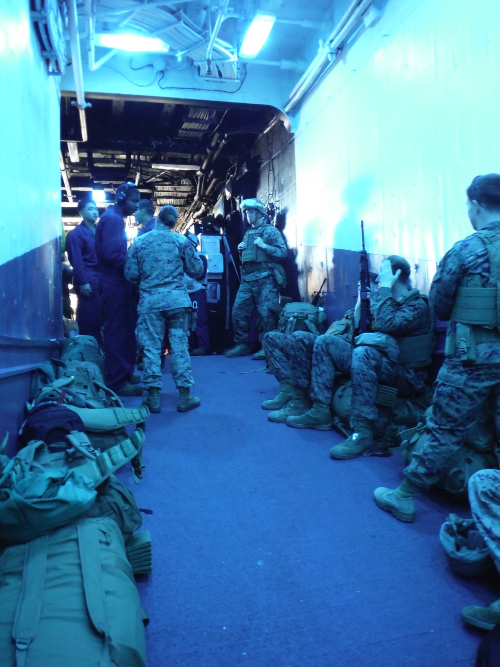 31st MEU Forward Command Element inserts ashore during Talisman Saber 17