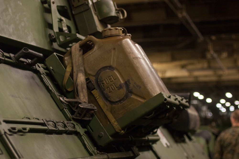 31st MEU Marines land on Townshend Island during Talisman Saber 17