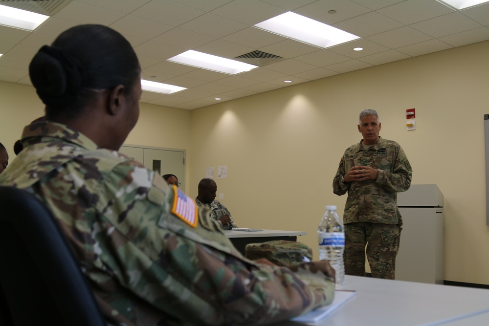 Cheif gives support to VING Warrant Officers