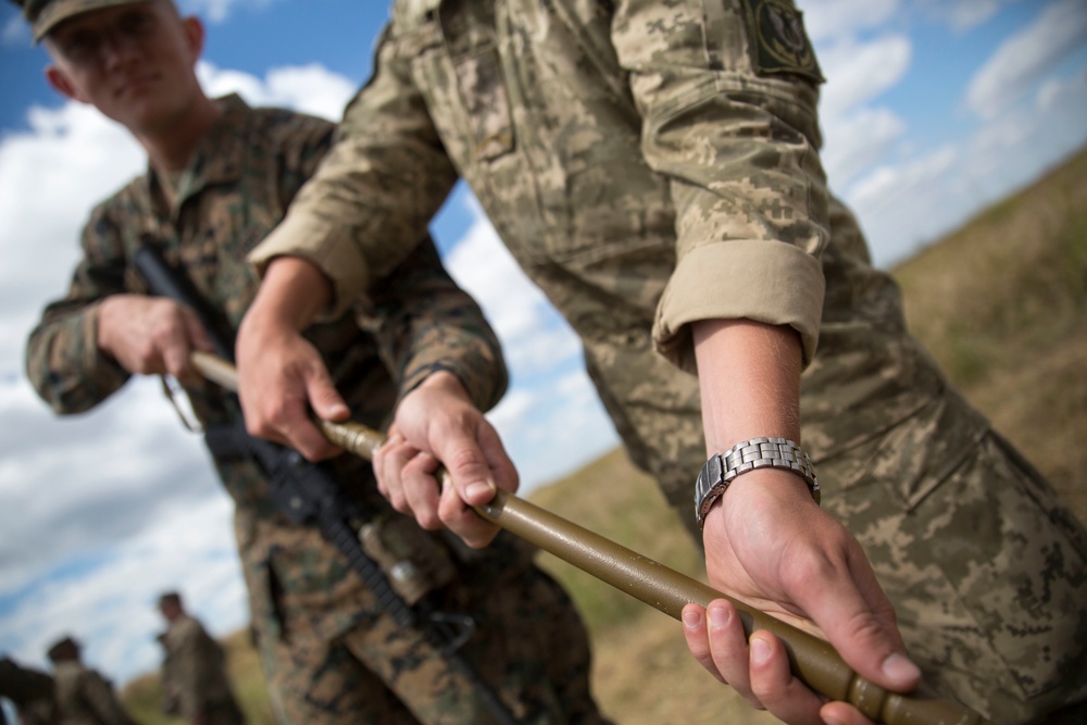 Marines conduct mine clearing training with Ukrainians during Sea Breeze 17