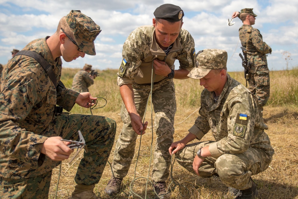 Marines conduct mine clearing training with Ukrainians during Sea Breeze 17