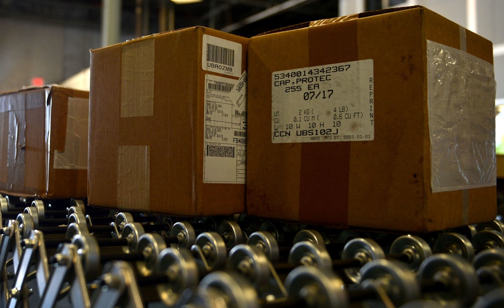 20th LRS Airmen provide delivery services