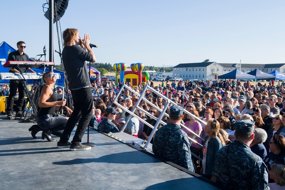 Lt. Dan Band Performs at Naval Air Station Whidbey Island