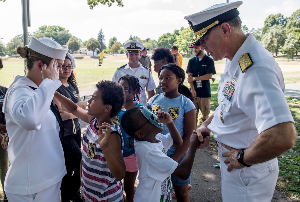 Rear Adm. Interacts with Children During Minneapolis/St. Paul Navy Week