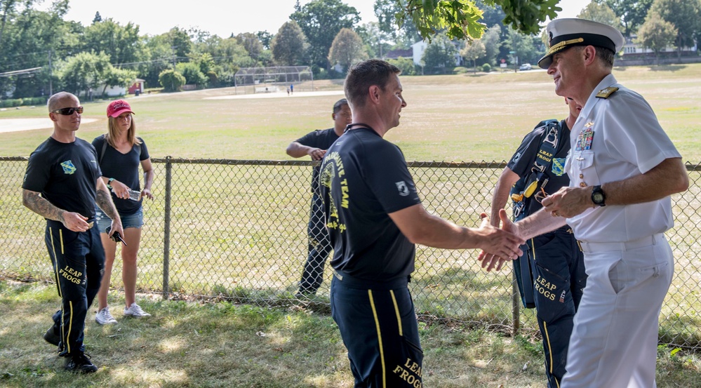 Rear Adm. Interacts with The Leap Frogs During Minneapolis/St. Paul Navy Week
