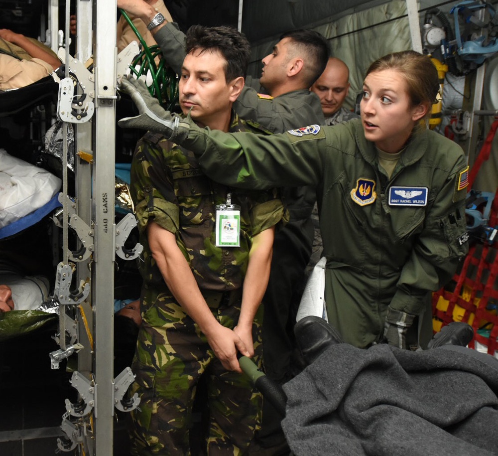 ‘Victory Medics’ conduct mass casualty medical exercise during Saber Guardian 17