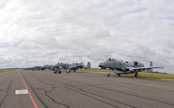 A-10s make flying visit to RAF Mildenhall