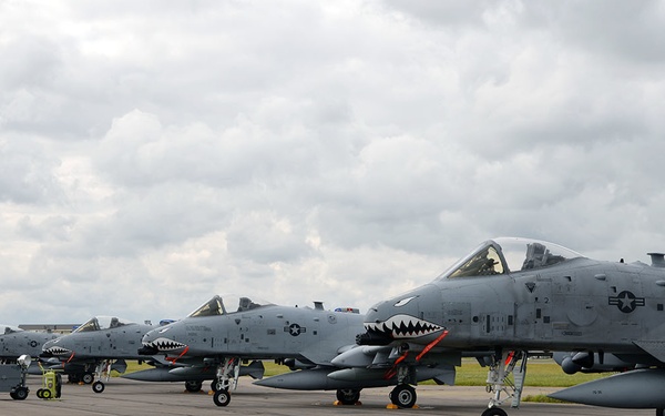 A-10s make flying visit to RAF Mildenhall