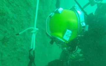 UCT ONE Divers Replace Pier Cathodic Protection System in Key West.