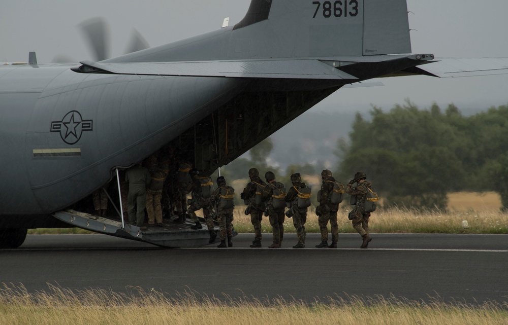 DVIDS Images 13 nations jumpstart International Jump Week [Image