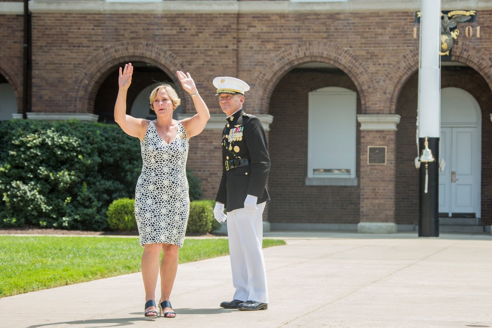 DVIDS - Images - Lt. Gen. Jon M. Davis Retirement Ceremony [Image 31 of 37]