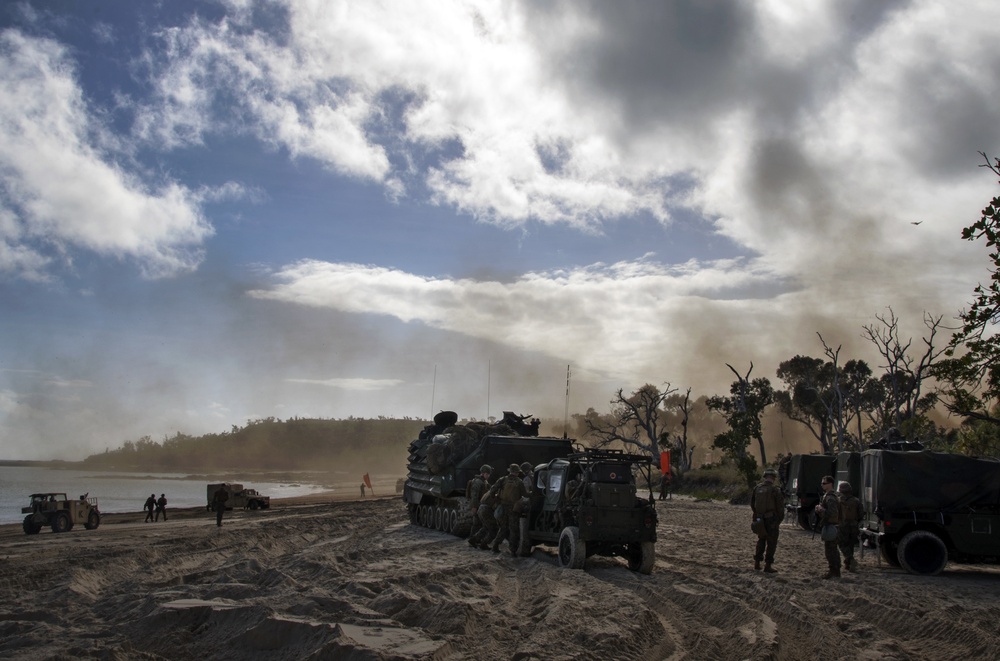 Talisman Saber 2017 large-scale amphibious assault.