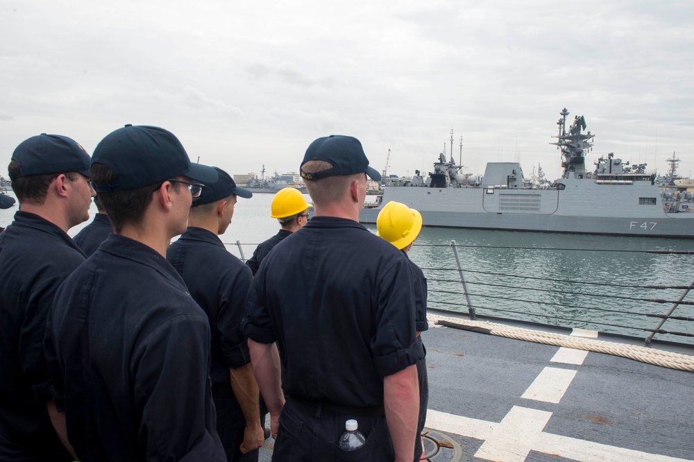 USS Howard, npase, preston, ddg 83, howard, uss howard, san diego