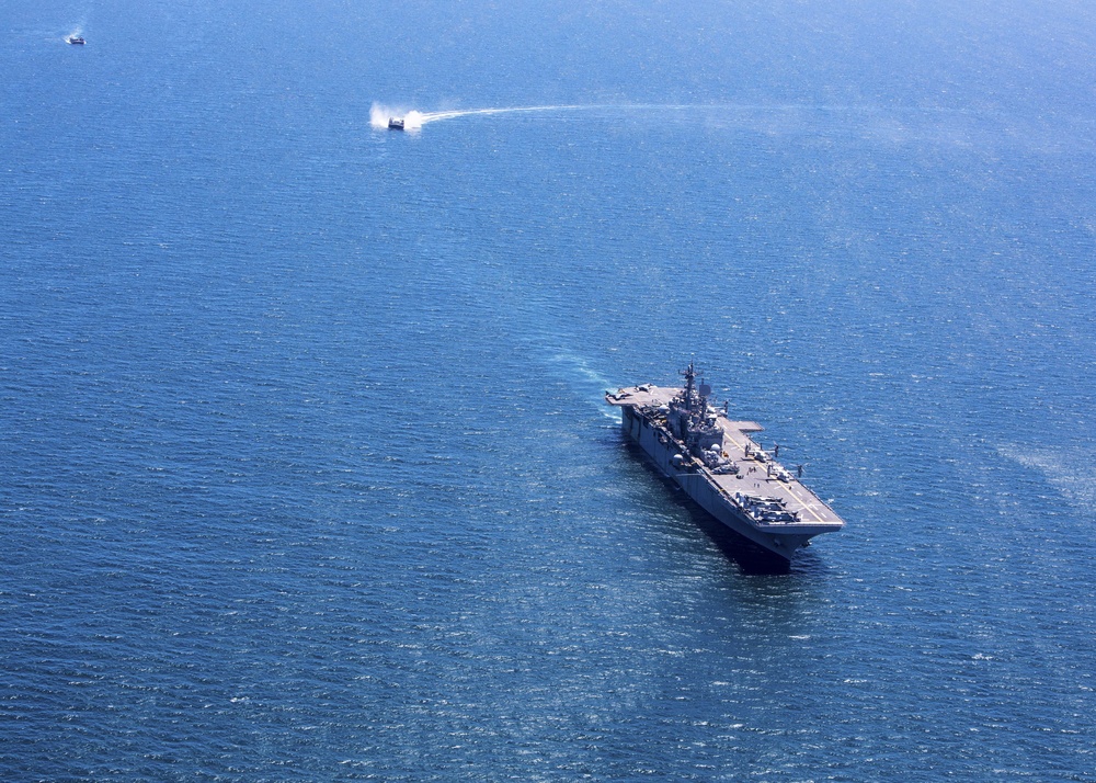 DVIDS - Images - 26th MEU trains aboard USS Iwo Jima [Image 3 of 6]