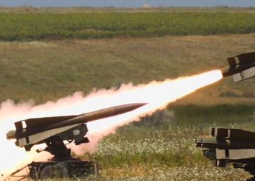 US, Romanian forces have a blast over Black Sea