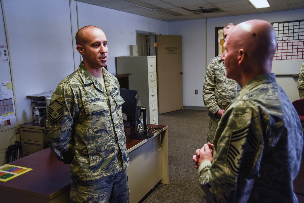 Twentieth Air Force Chief visits the “Fighting Tigers”