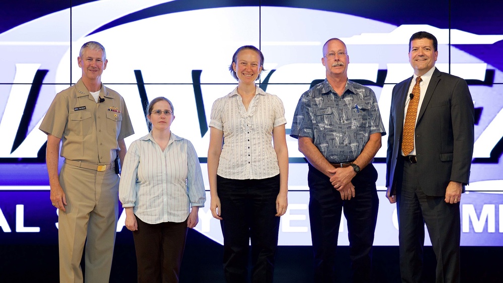 Carderock Division employees earn NAVSEA awards