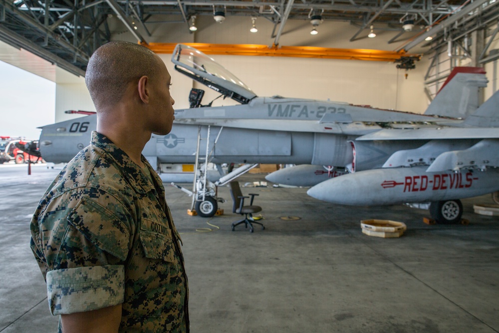 ARFF Marines exterminate Hornet hazards through training