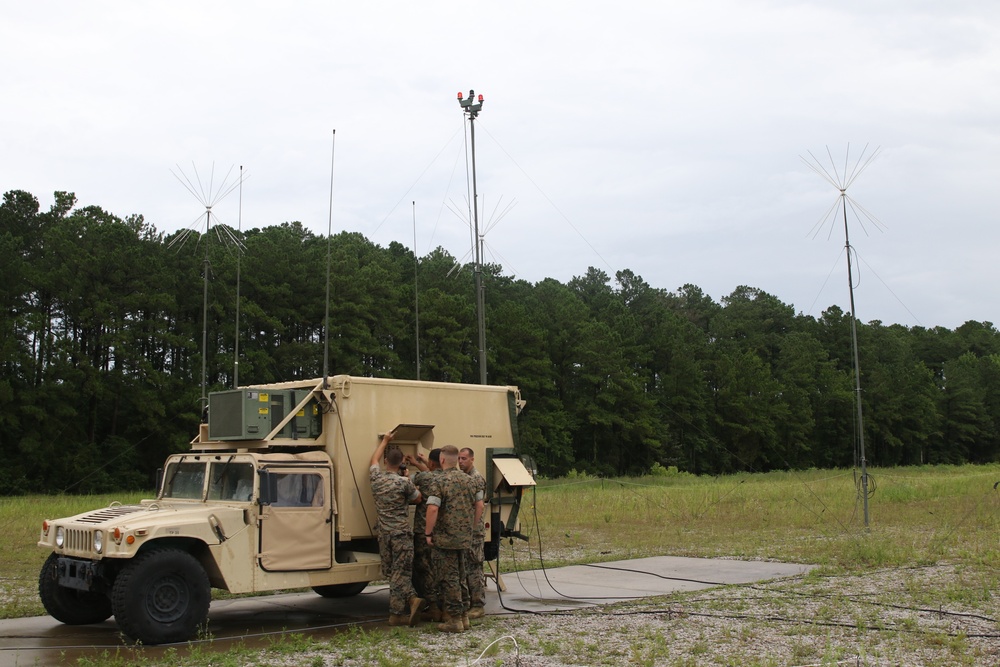 Marines test their skills with expeditionary radar system