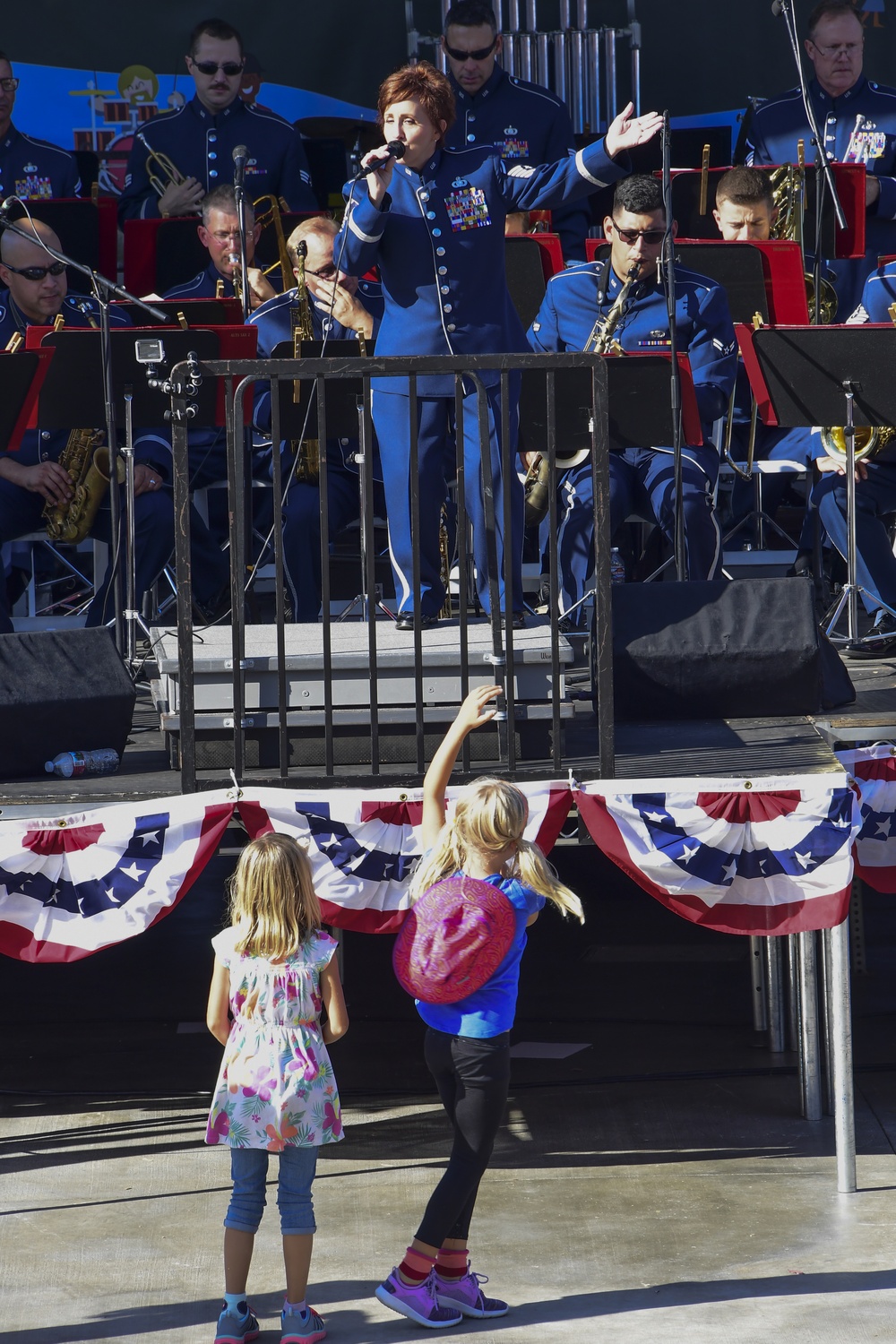 562nd Air National Guard Band of the West Coast kicks off summer at Los Angeles Polliwog Park.