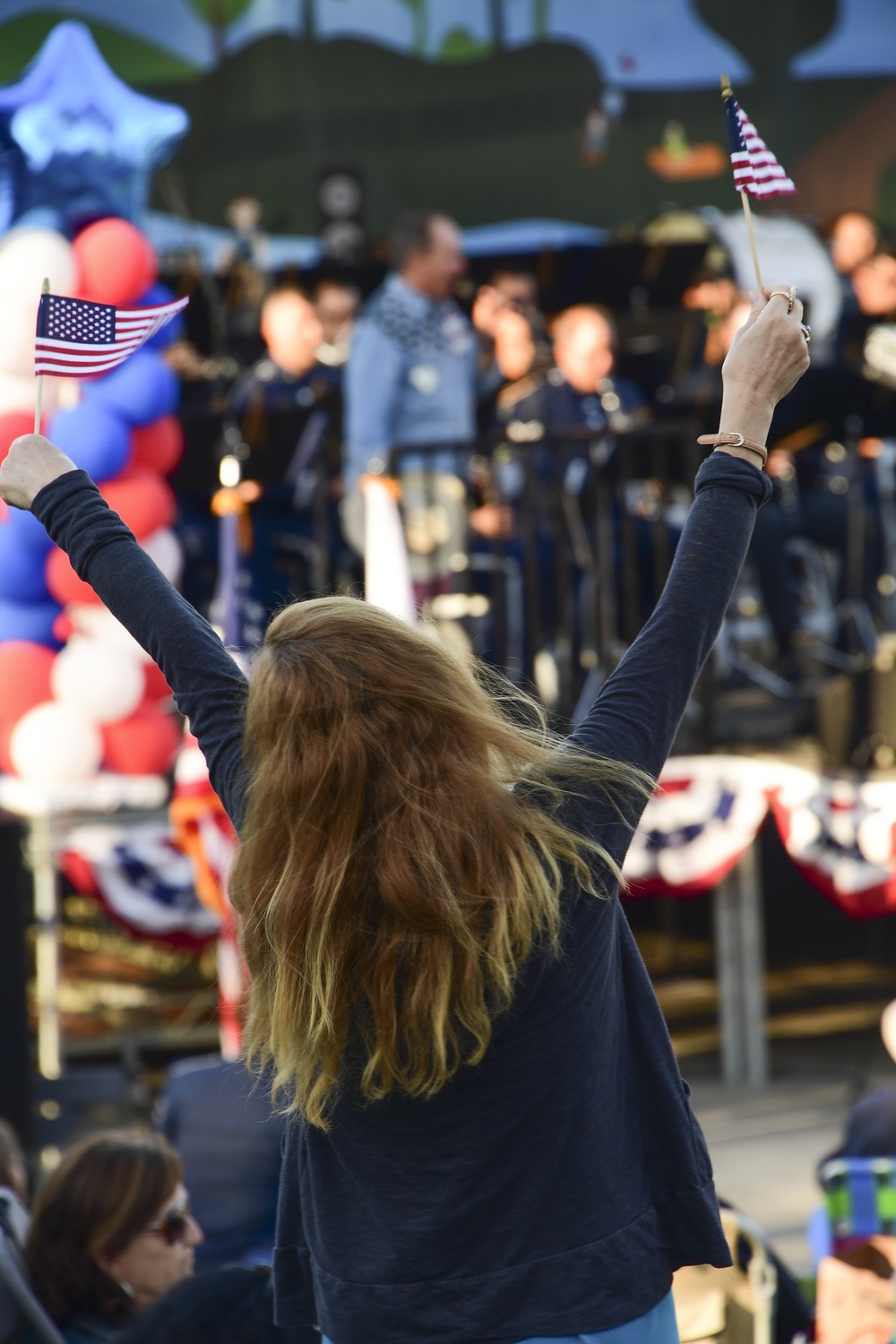 562nd Air National Guard Band of the West Coast kicks off summer at Los Angeles Polliwog Park.