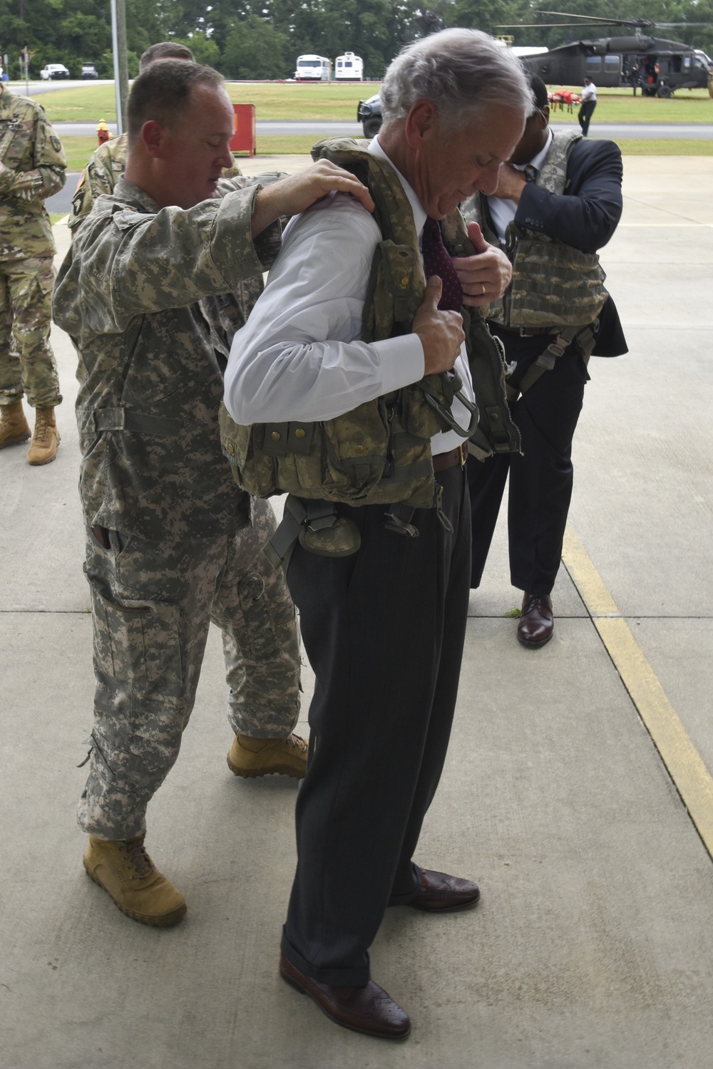 Gov. Henry McMaster visits with the SC-HART Team