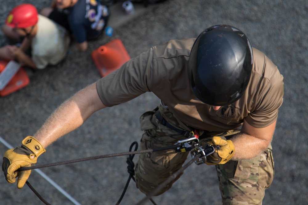 2017 National Jamboree Rappelling Demonstration