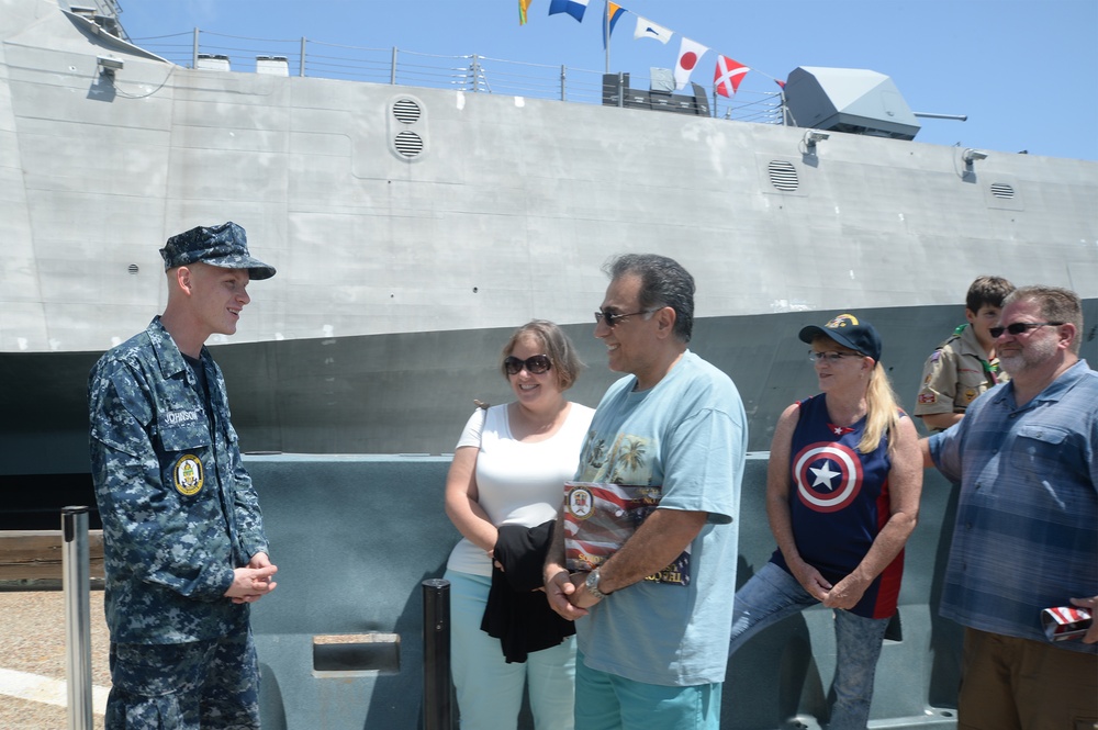 USS Gabrielle Giffords (LCS-10) General Public Visitation