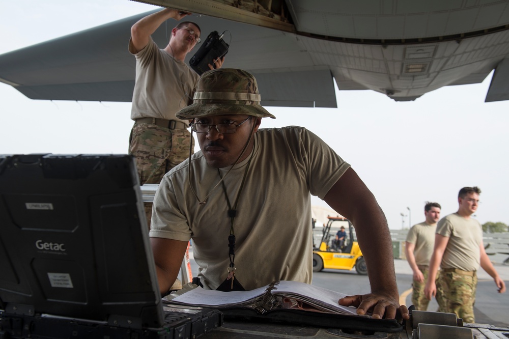 75th Expeditionary Airlift Squadron Conducts Air Drop