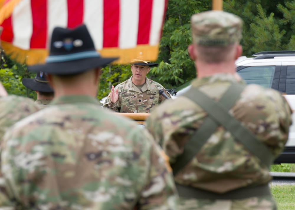 Incoming commander addresses his Soldiers