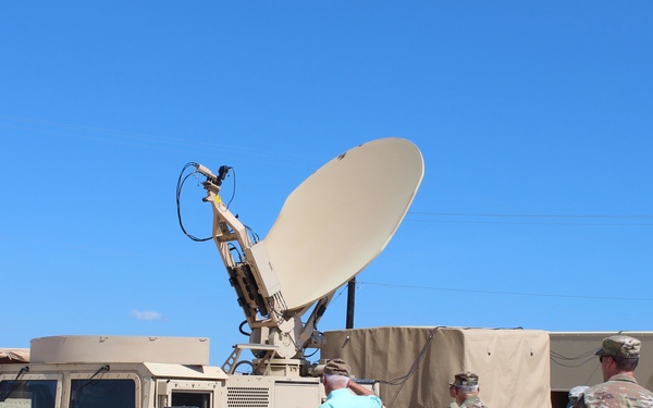 Army Reserve military intelligence Soldiers conduct TOC EX during training exercise