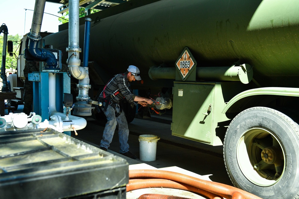 2017 Quartermaster Liquid Logistics Exercise (QLLEX)