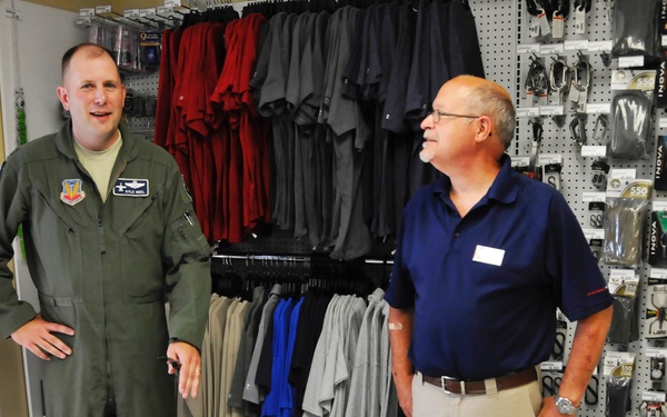 122nd Fighter Wing celebrates AAFES 122nd birthday