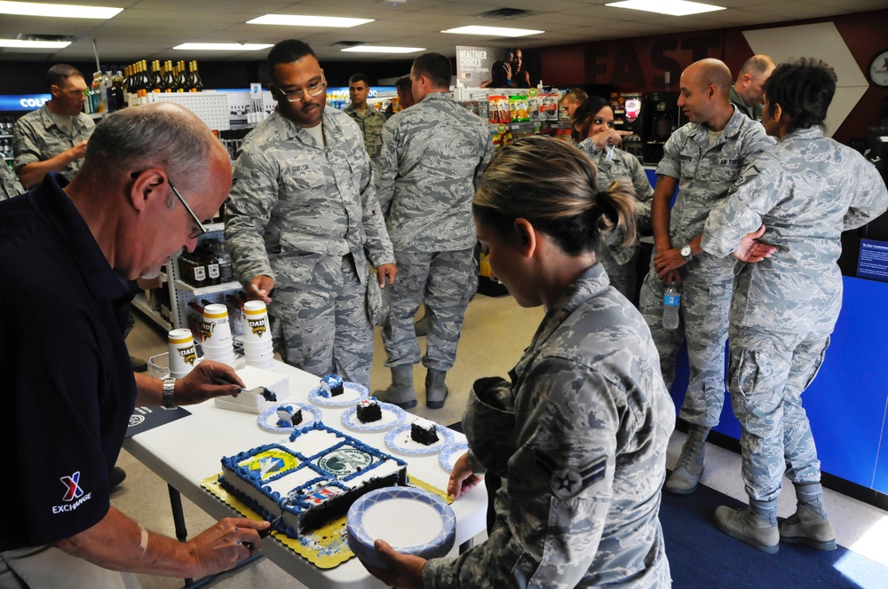 122nd Fighter Wing celebrates AAFES 122nd birthday