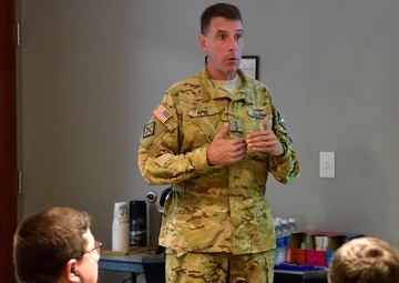 Guatemalan Air Force Senior Leaders Visit Arkansas National Guard