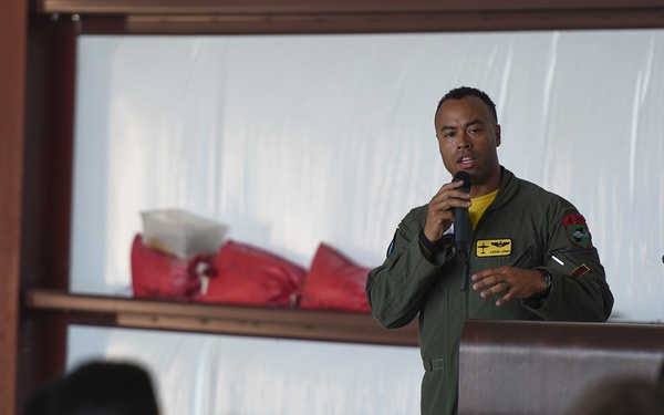 Diversity program honors Tuskegee Airmen