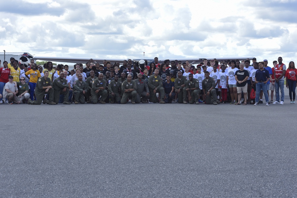 Diversity program honors Tuskegee Airmen